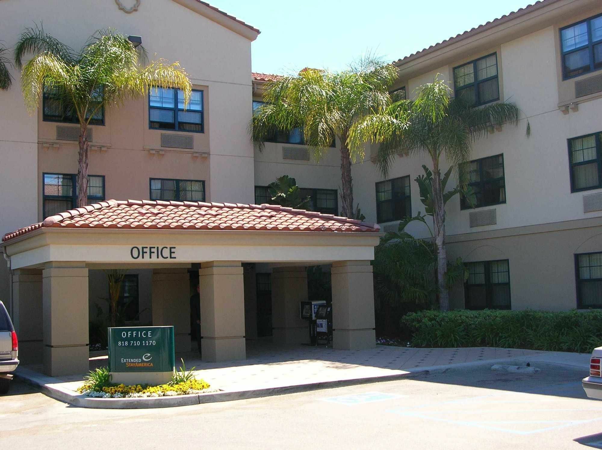 Extended America - Angeles - Woodland Hills 2*